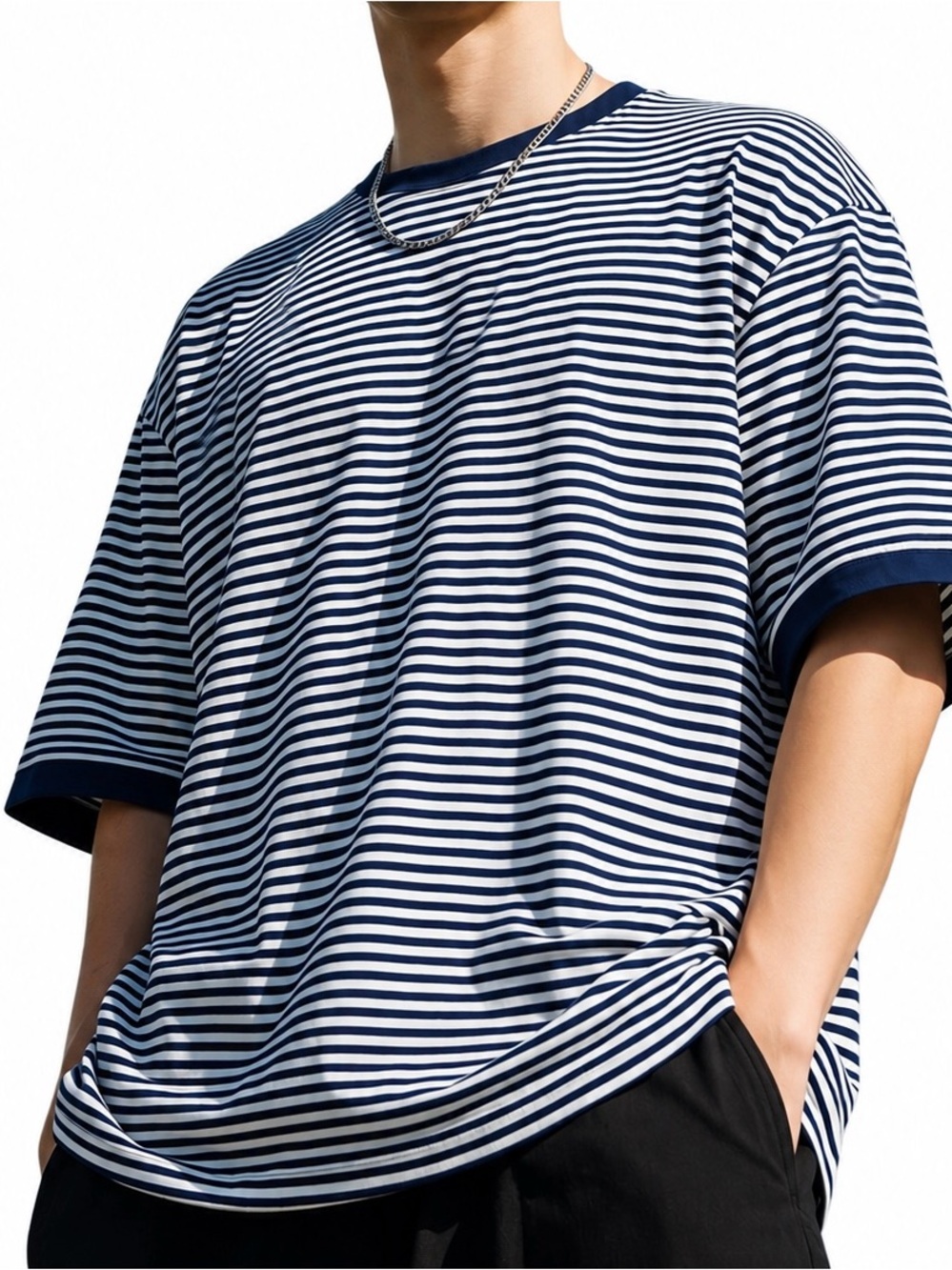 Reserved y2k white and Navy Blue striped crewneck tshirt Men’s size XL